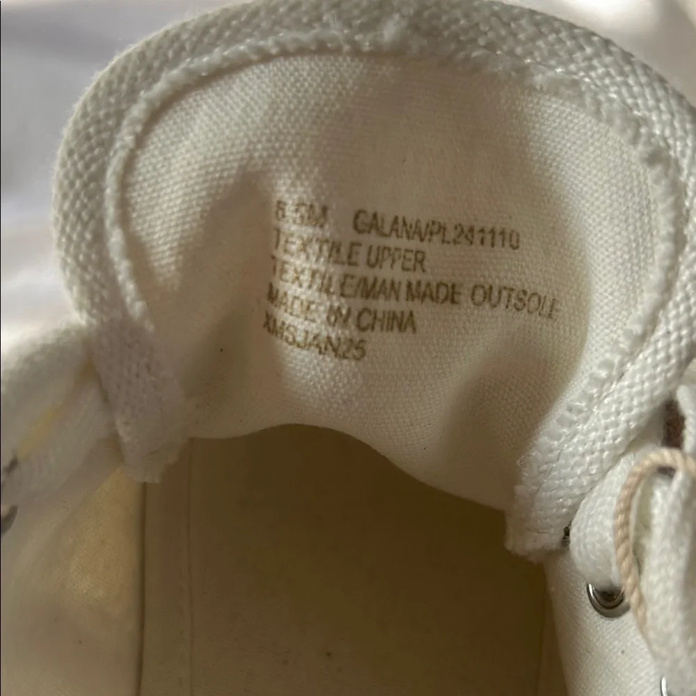 Tommy Bahama White Canvas Espadrilles
